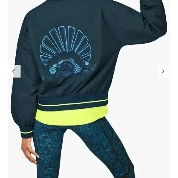 Fearne Cotton x Sweaty Betty Game Changer Jacket, Beetle Blue Block - Picture 2 of 10